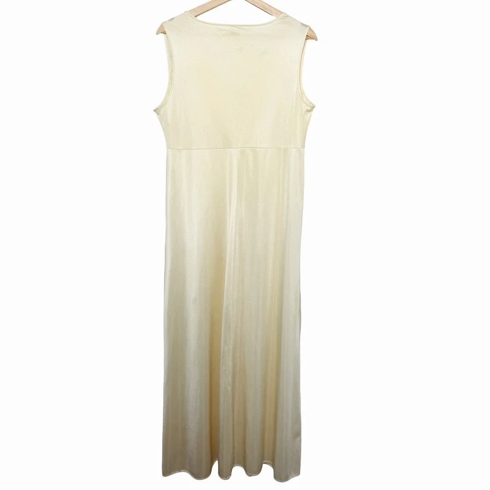 VTG Pembrooke Nightgown Womens L Ivory Nylon Maxi Dress Deep V Neck 70s 80s